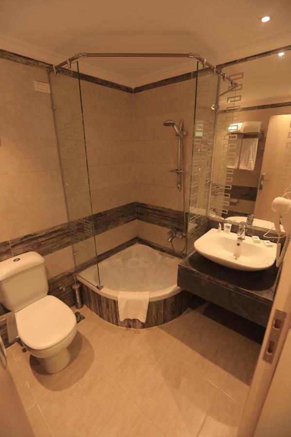 Diamond Azur Sohag Hotel ภายนอก รูปภาพ